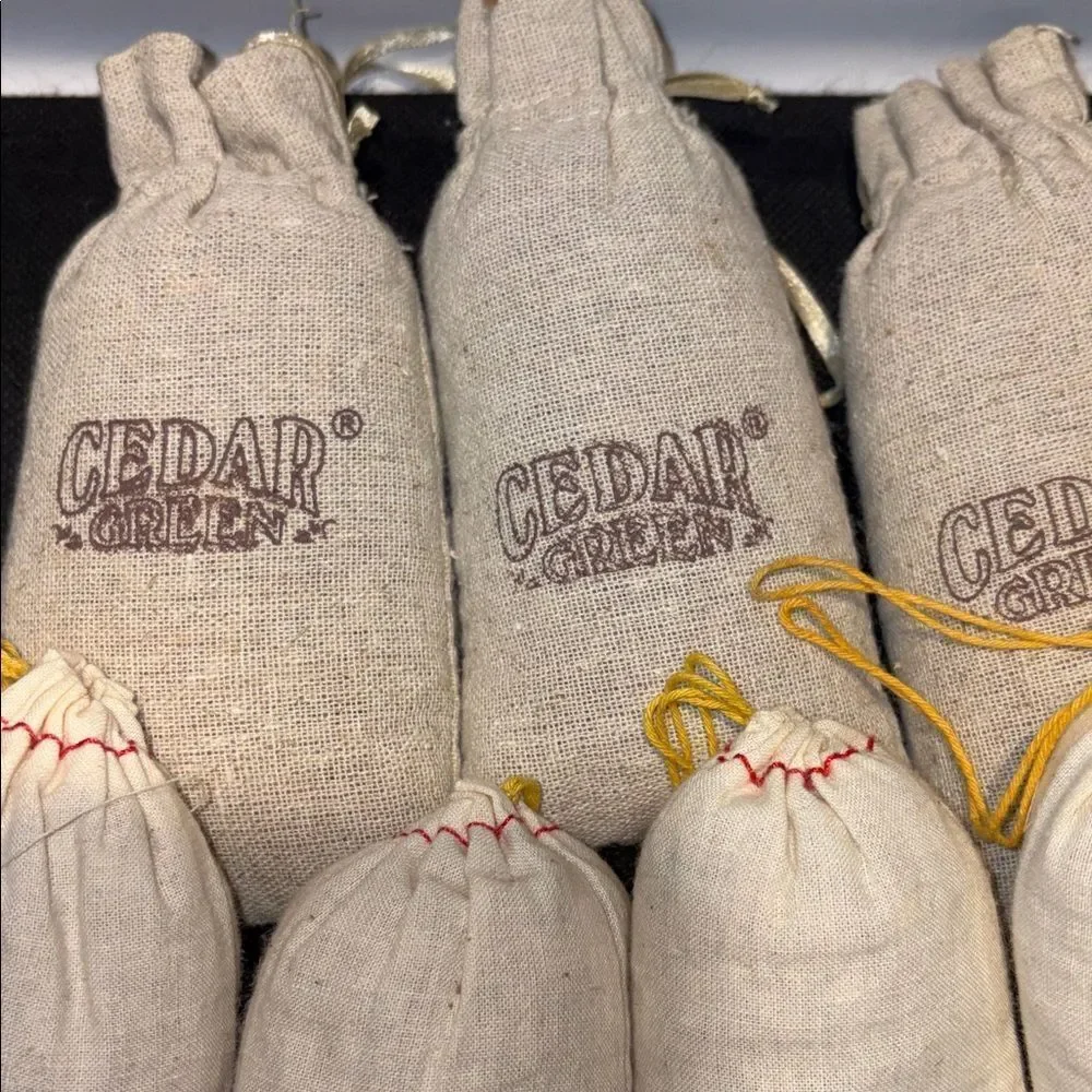 Natural Closet Sachets - Cream